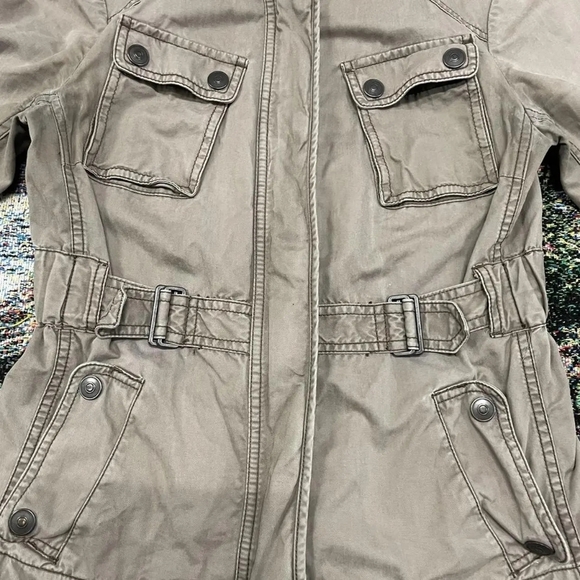 LOFT Beige Utility Jacket - Picture 4 of 7